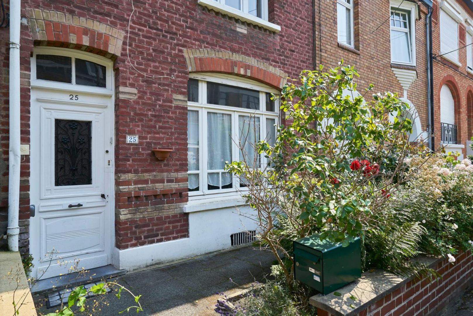 Beautiful 1900 House Full Equipped, 4Bdrm+ Garden! Lägenhet Lambersart Exteriör bild